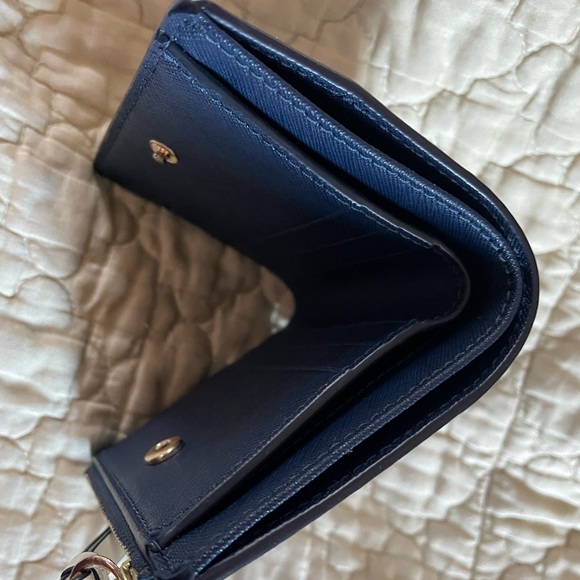 Tory Burch Wallet Never Used - Picture 4 of 4